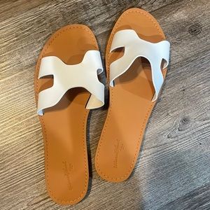 White Universal Thread Sandals